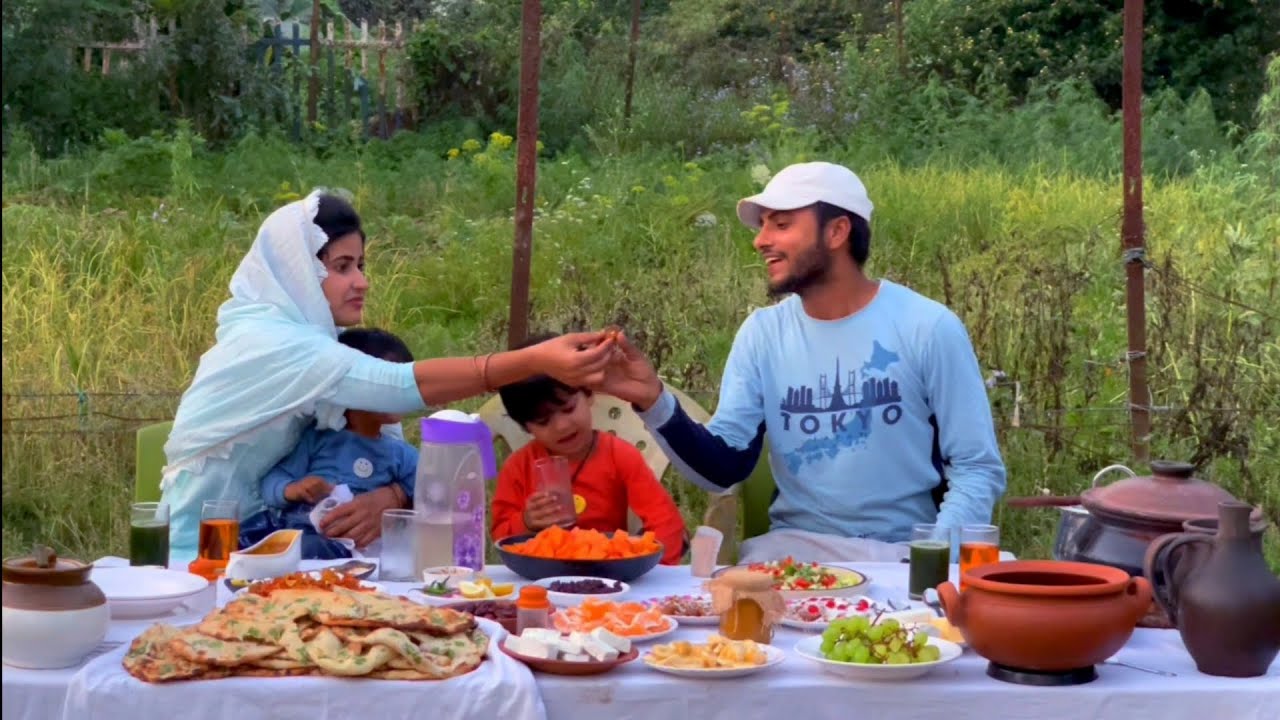 IFTAAR - Aloo Tandoori Kulcha and Amritsari Cholay !!  Our Iftar routine recipe II