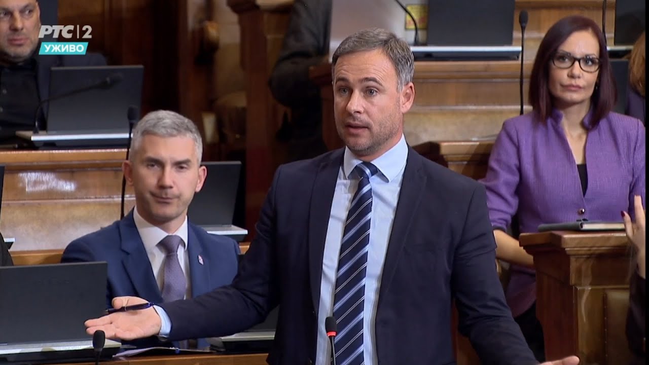 Skupština | Aleksić - Dok elita uživa i troši ukradene milijarde, narod sluša bajke o stabilnosti