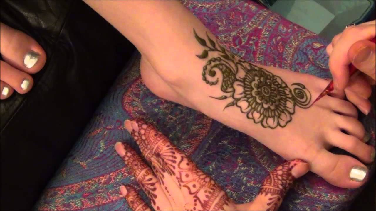 Quick Mehndi Foot