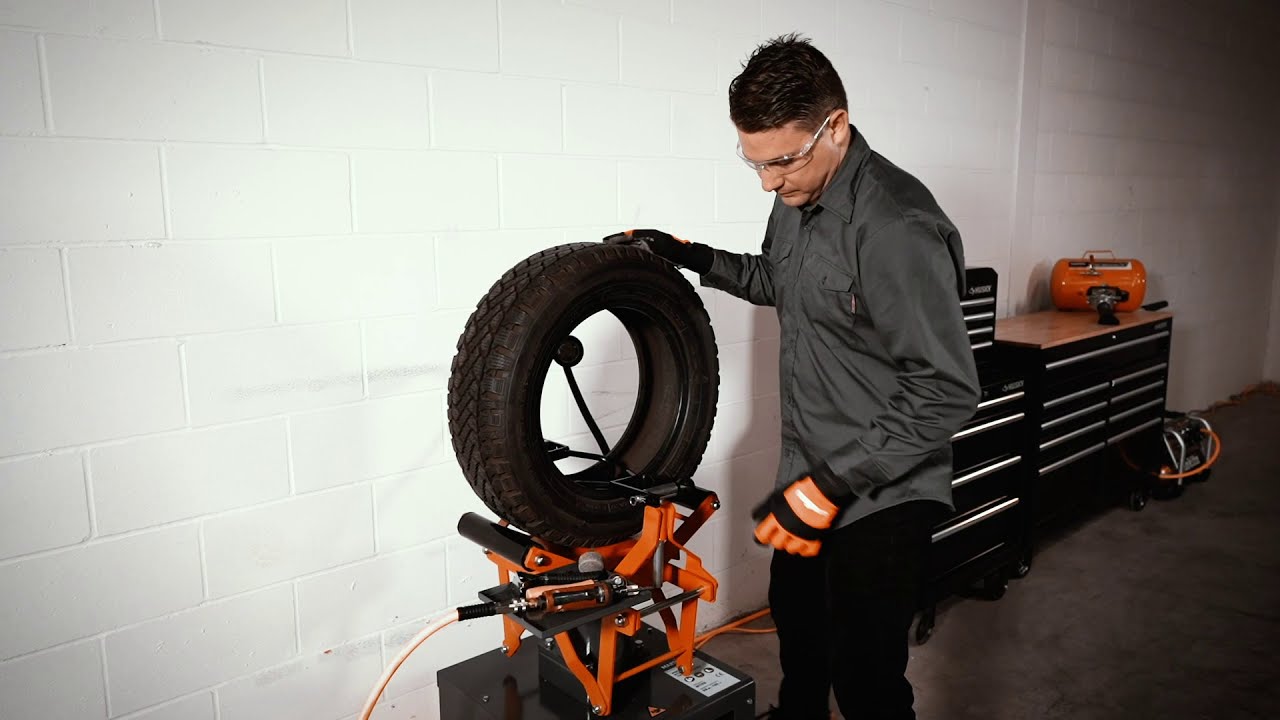Pneumatic Tire Spreaders - THE Professional Inspection & Repair Station  - Martins Industries