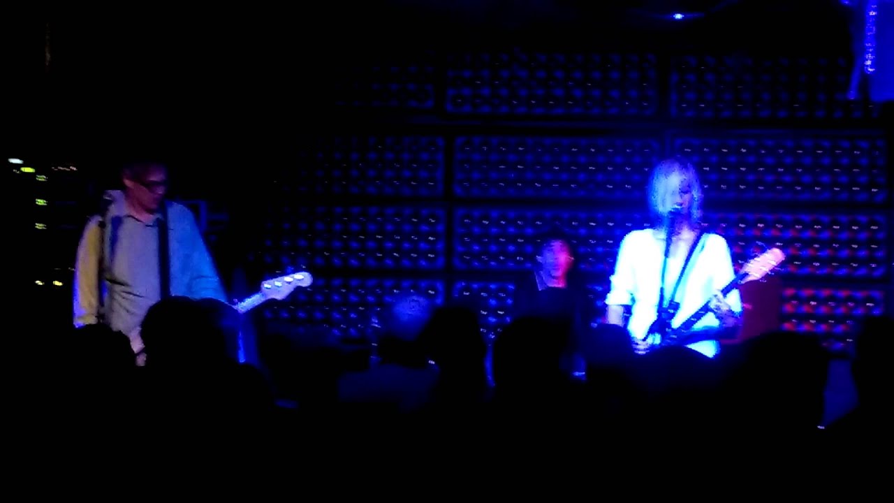 The Muffs - Kids In America