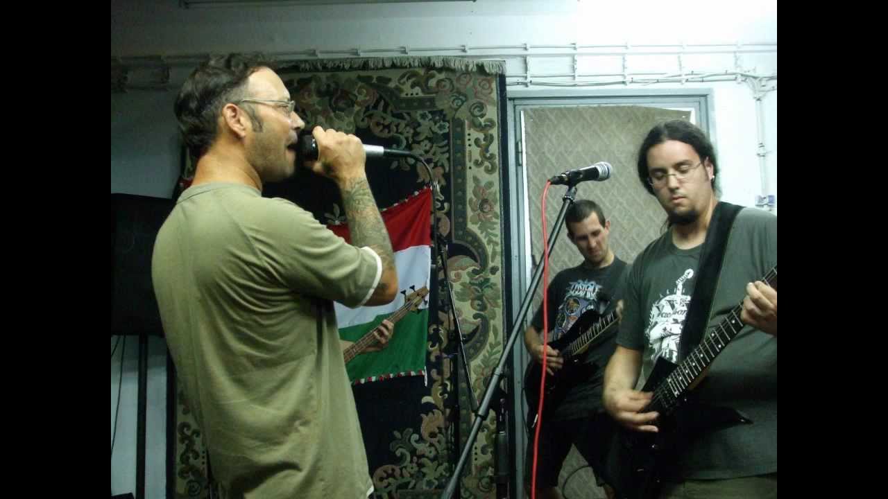 Kereszttűz - Elárulva (Demo)