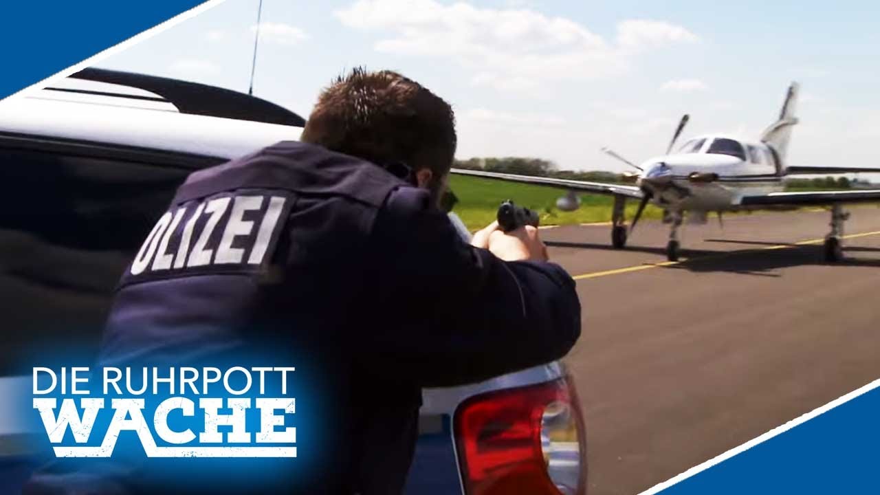 Schießerei auf der LANDEBAHN 😨✈️ Triebtäter verschanzt sich im Flugzeug | Die Ruhrpottwache | SAT.1