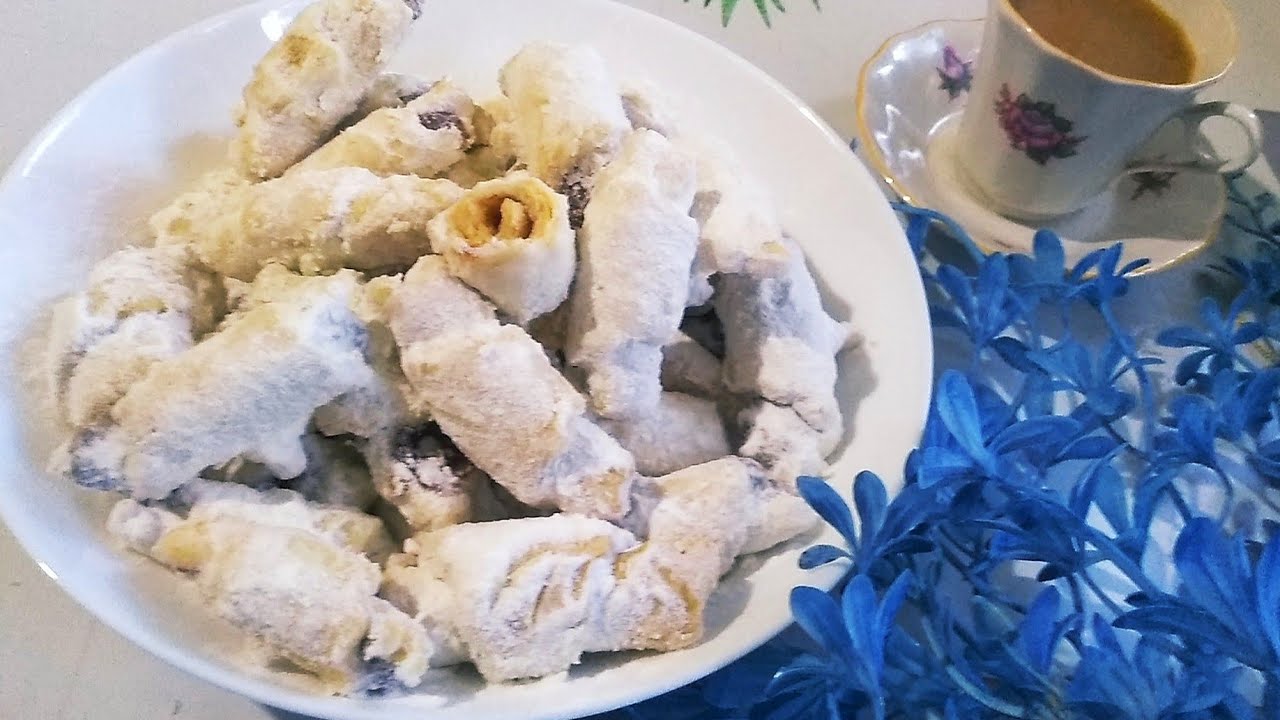 Мука+вино. Рогалики - пальчики на смальце.