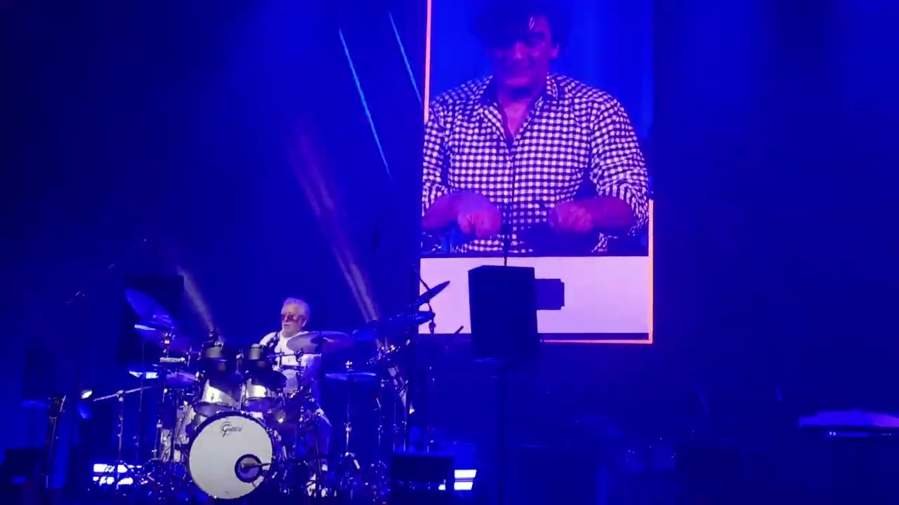 OVIDIU LIPAN ȚĂNDĂRICĂ cu  MARIUS MIHALACHE,la concert, ian. 2026, la Sala Palatului   