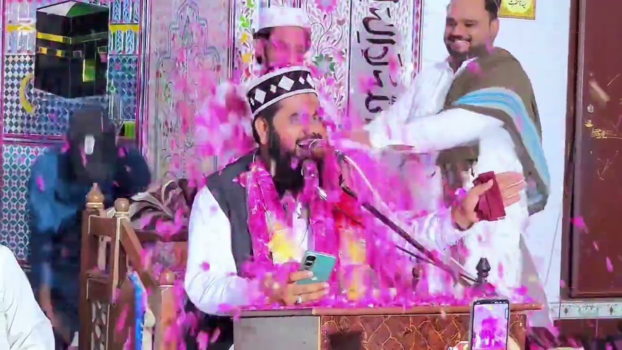 الحمدللہ گزشتہ شب محفل پاک بسلسلہ روانگی عمرہ شریف مرکزی جامع مسجد 51/3r اوکاڑہ . 10 اگست 2025