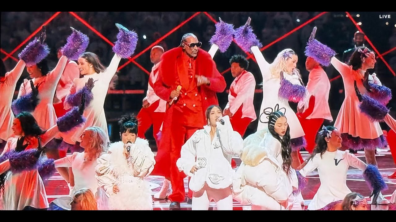 Snoop Dogg and The KPop Demon Hunters NFL Christmas Halftime Show 2025