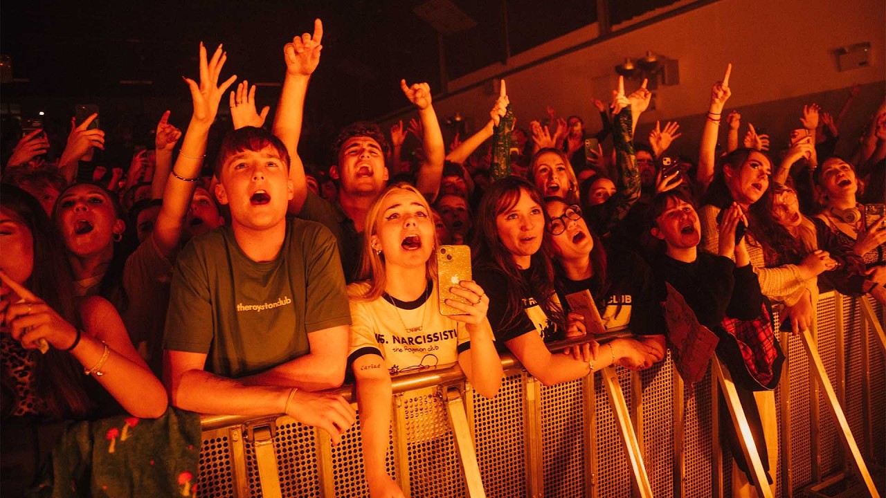 The Royston Club - The Patch Where Nothing Grows (Live From Liverpool)