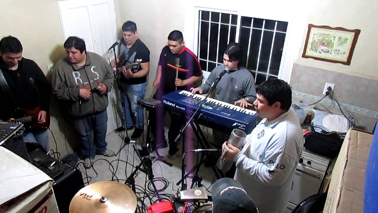 La Real Cumbia ensayo