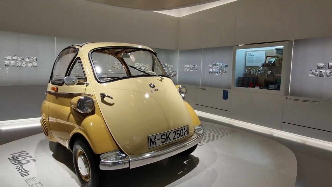 BMW World Munich | Germany | DE | 4K