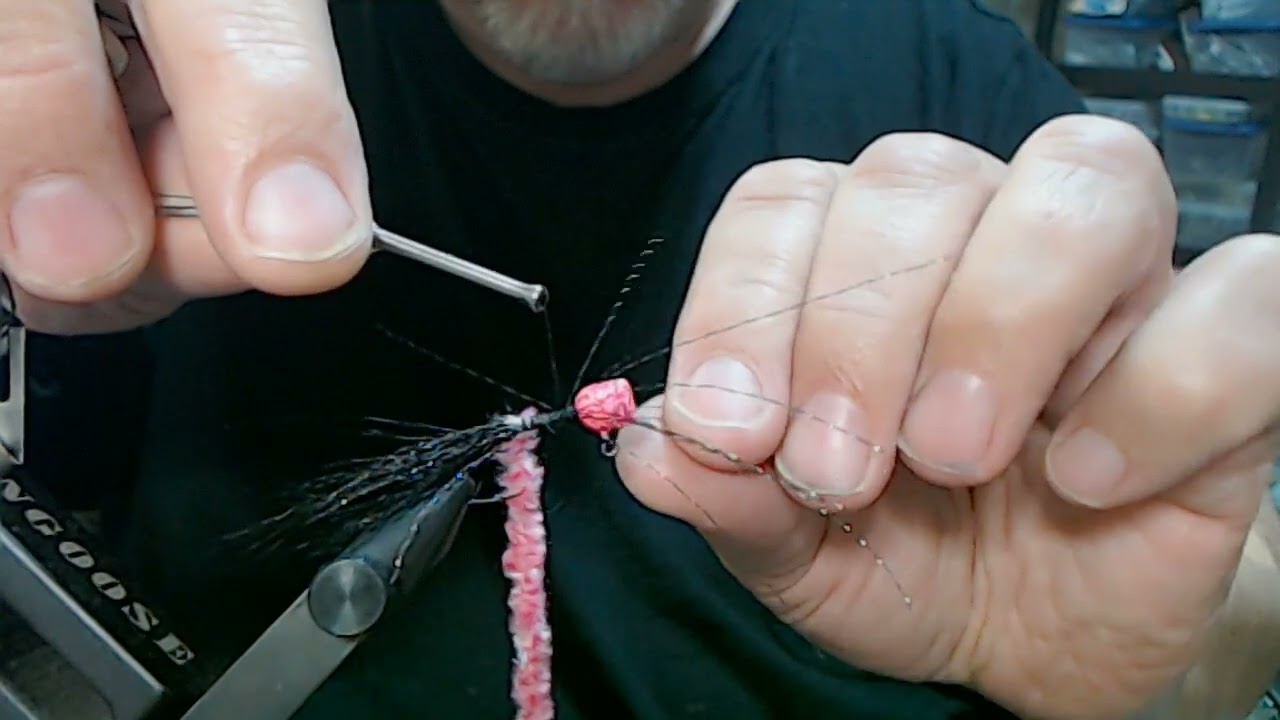 Flash Gill Crappie Jig - черный/розовый