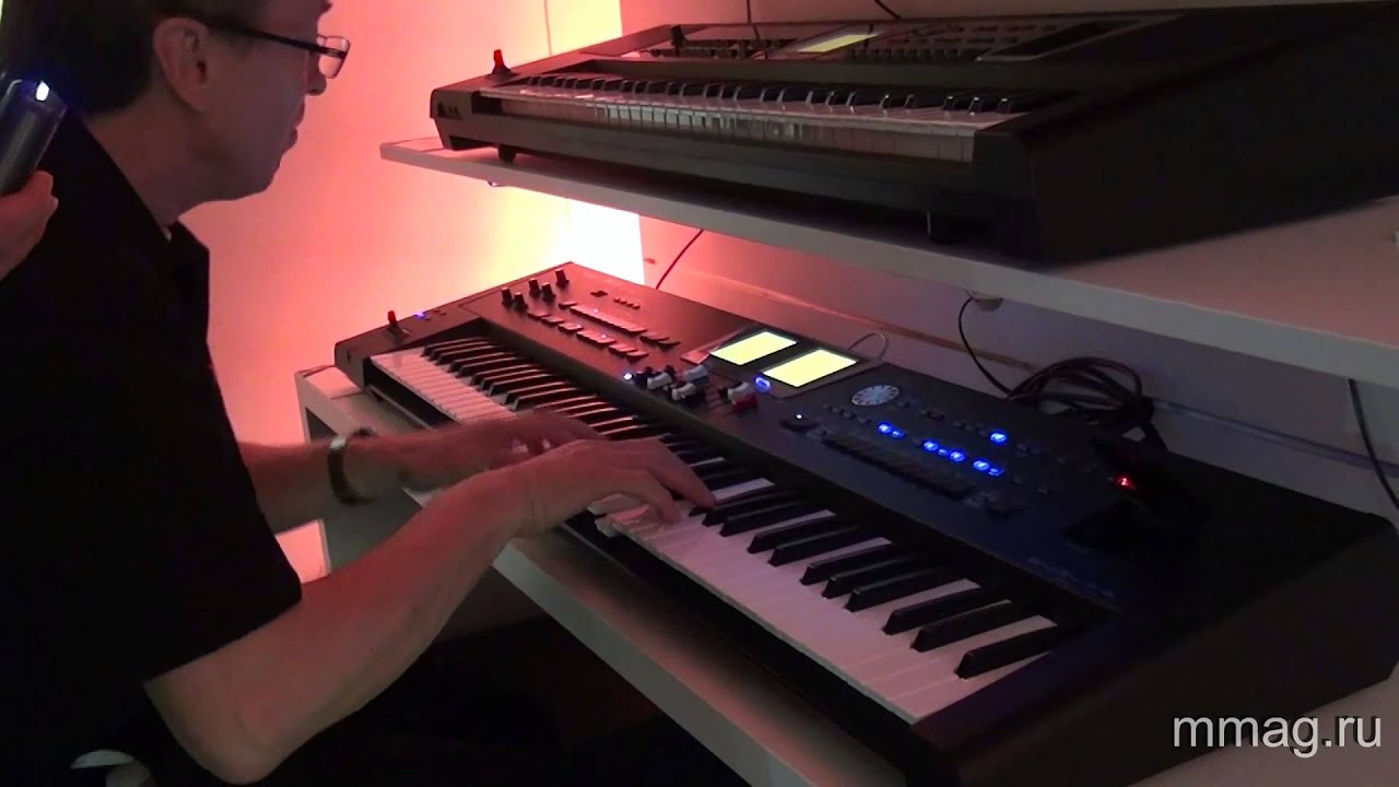 mmag.ru: Roland BK-9 Backing Keyboard @ Musikmesse 2013