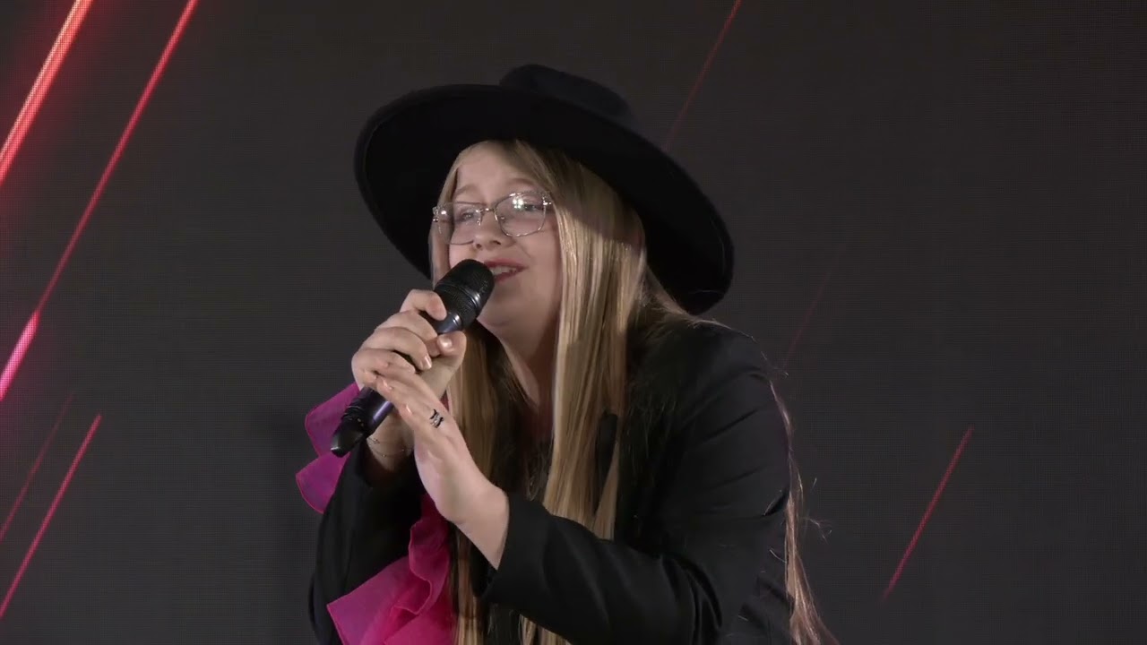 Standards  -  11 лет, Leslie Odom Jr.