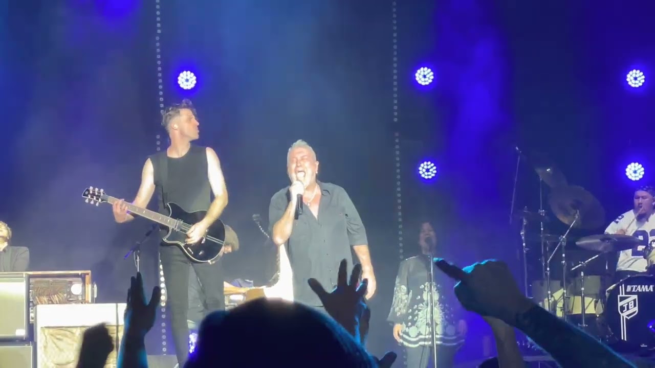 Jimmy Barnes - Working Class Man Live @ Valo Adelaide 500 Australia 3/12/22 @BREAKDANCER71