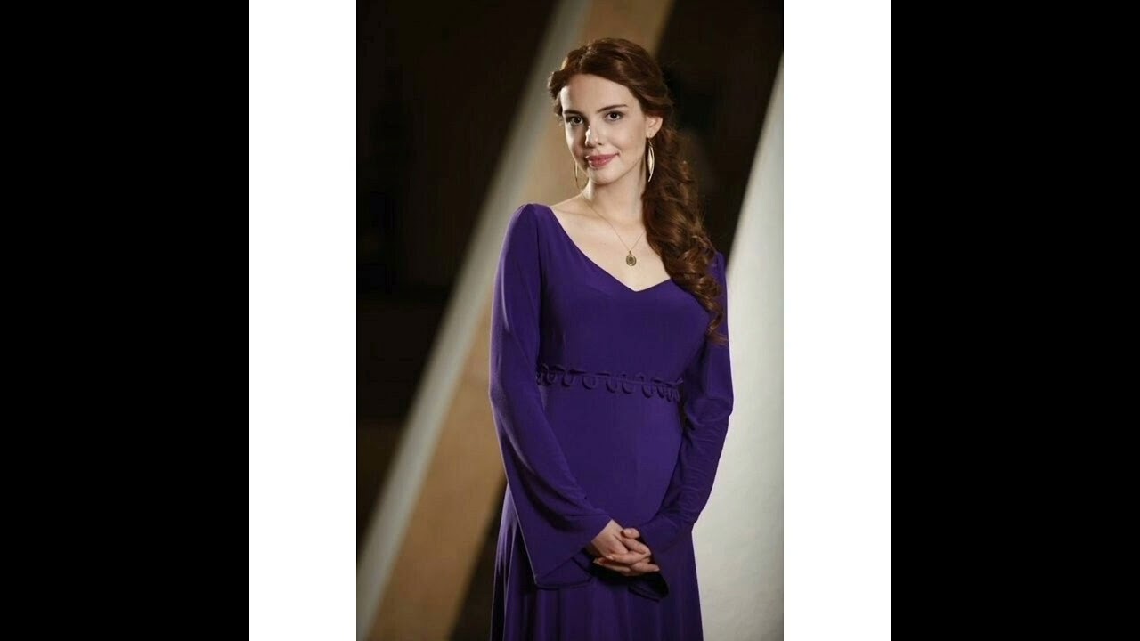 #selensoyder #modelselensoyder #selensoyderbiography #turkishmodel
