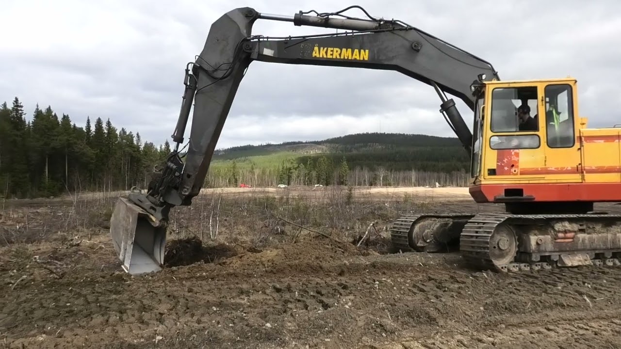 Åkerman H14bHD och Case 1150B