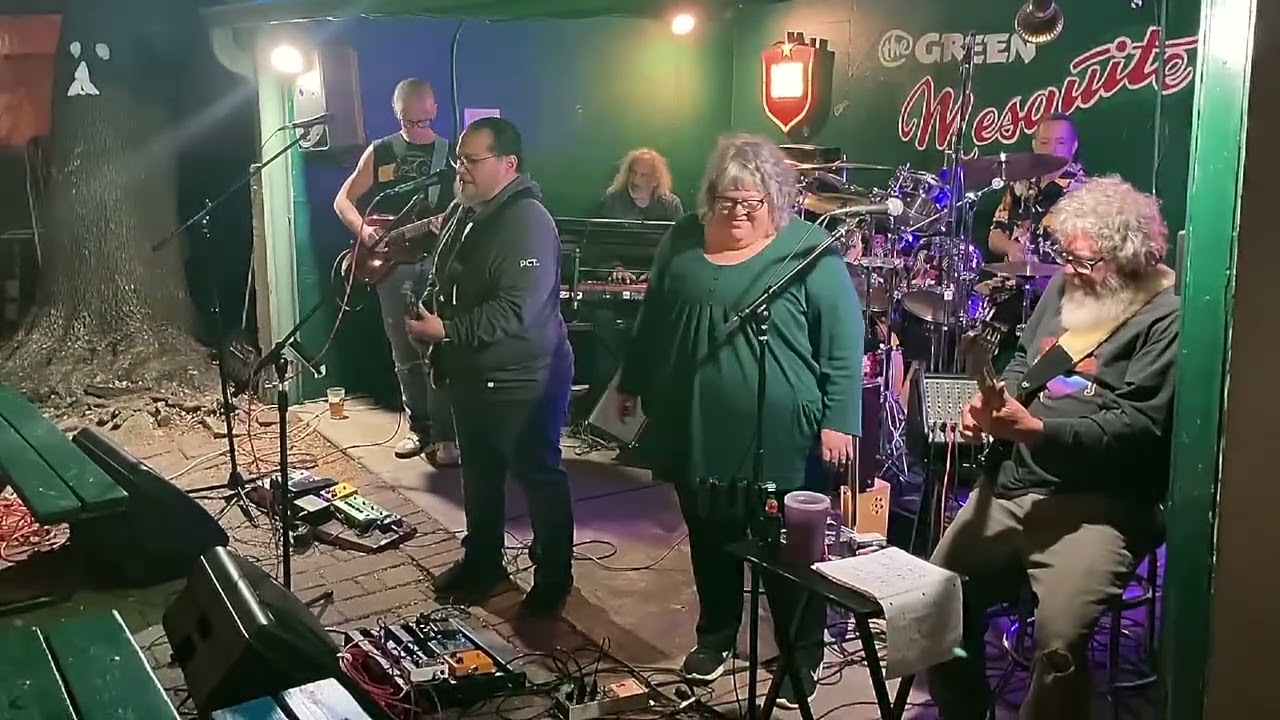 “Ramble On Rose” (Grateful Dead Cover) Six Foot Ten LIVE from Austin, TX (2/21/2026)