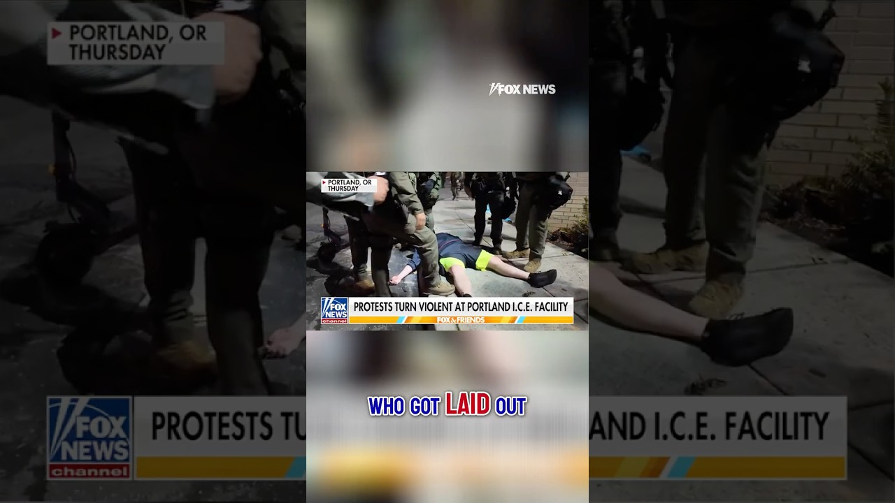 OUT COLD: Fist fight leaves anti-ICE rioter unconscious #shorts