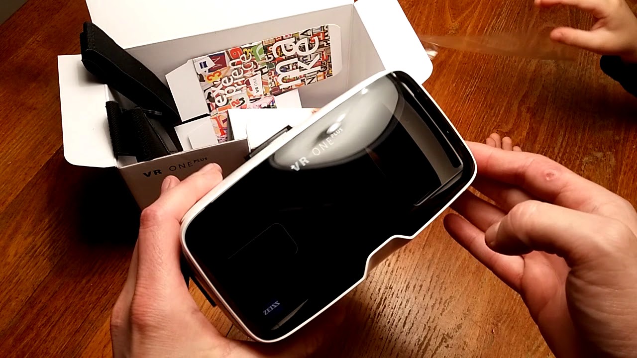 ZEISS VR One PLUS Unboxing