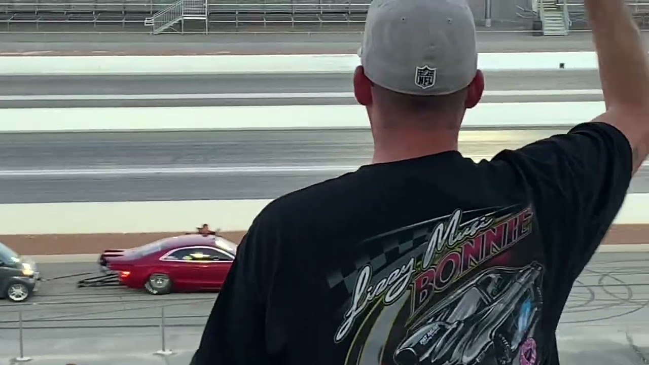 Street outlaws Drag wars