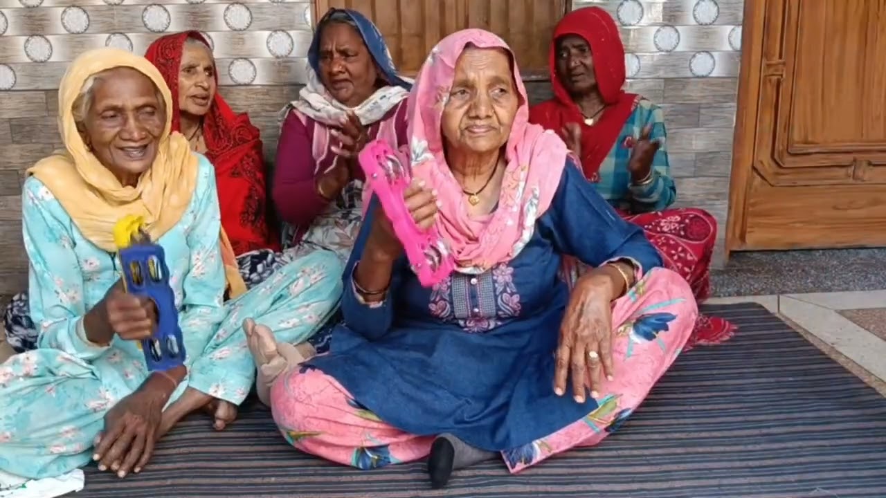 🌸 प्रीतम प्यारा रम रहया हे हेली, दो नैनों के बीच 🌸माताओं की आवाज़ में मनमोहक हेली 💖