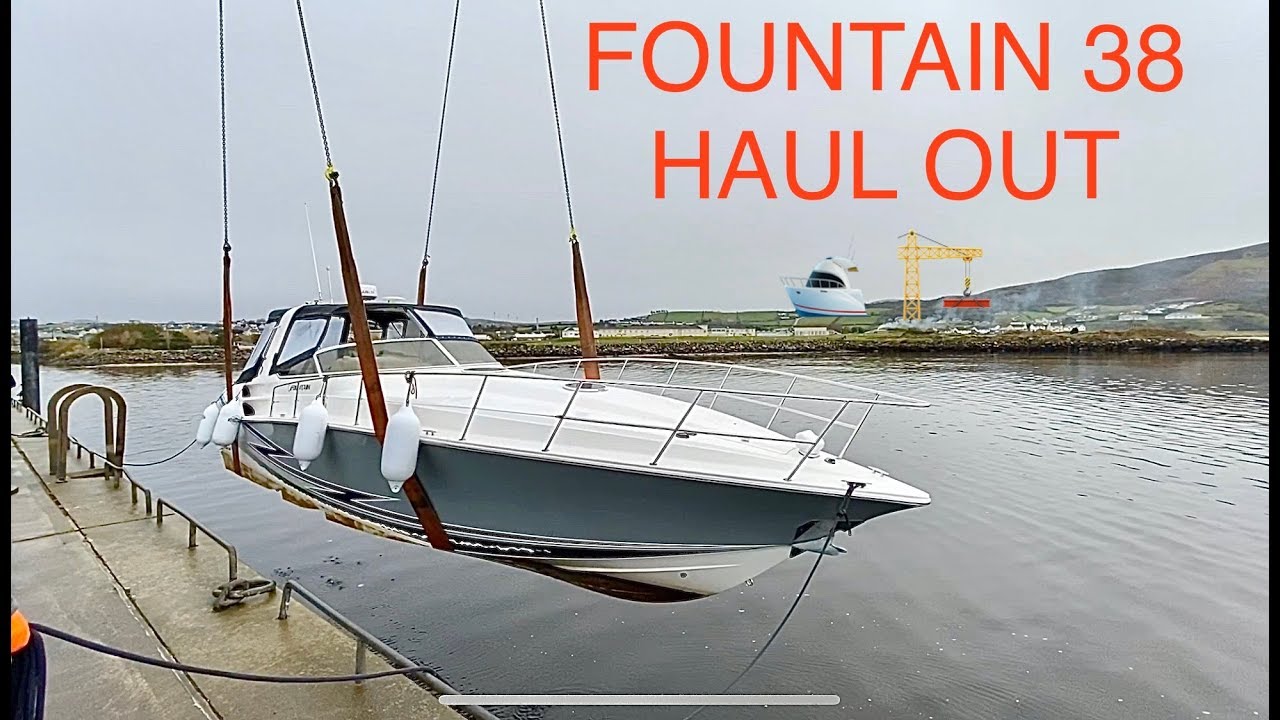 Hauling Out Our Fountain 38 & Setting Up In The Yard