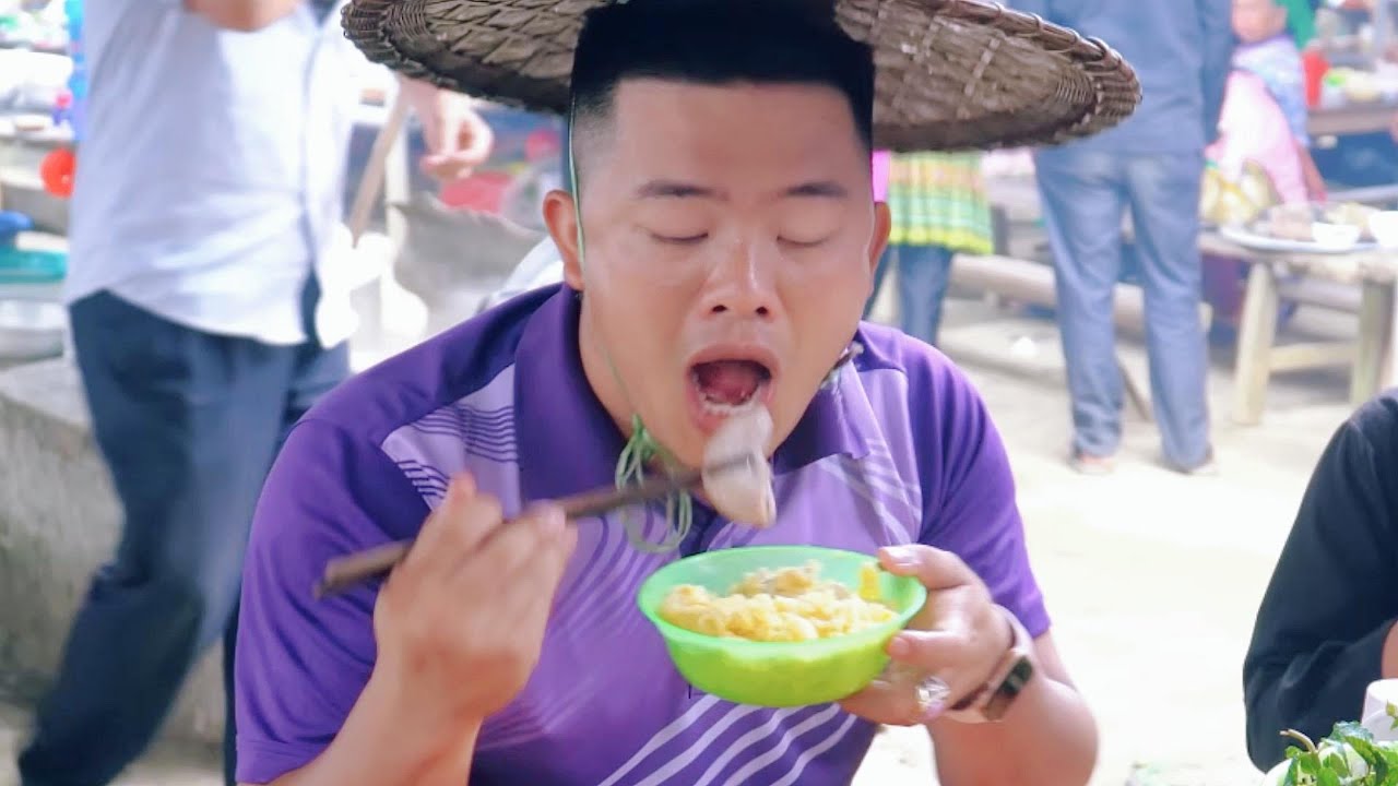 MỘT NGÀY Ở CHỢ PHIÊN ĂN NO NÊ VÀ NẤU THỦ LỢN ĐEN HẦM MỜI BÀ CON | CHỢ PHIÊN TÂY BẮC