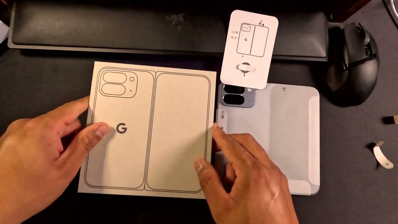 Распаковка Google Pixel 10 Pro Fold