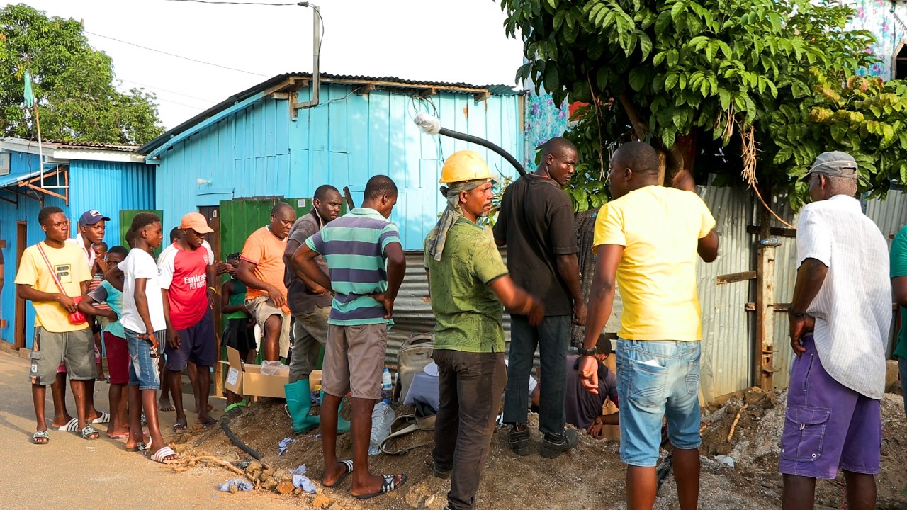 Tensão em Praia Gamboa devido à falta de energia há uma semana consecutiva