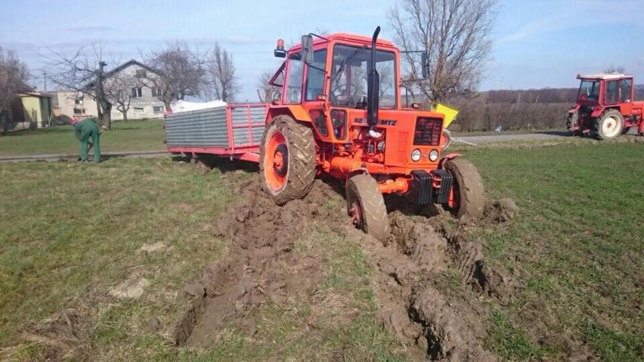 Rosyjska wiosna w polu 2016 Wtopy Mtz 82  T 25