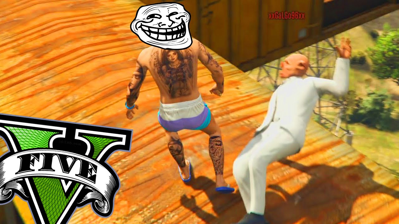 GTA V - LE TROLLEO,TROPIEZA Y MUERE !!! DEATH RUN | MrWikky92