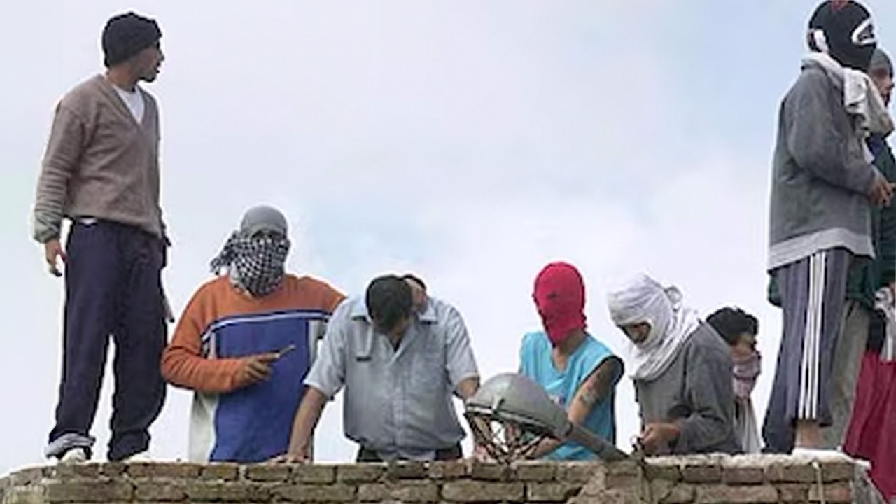 Historias Innecesarias: Motín Penal San Martin (2005)