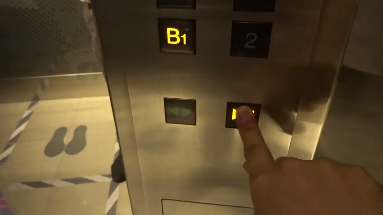 MITSUBISHI NORTH LIFT / ELEVATOR OPTIONAL / STANDARD 6 @ SIAM PARAGON BANGKOK THAILAND