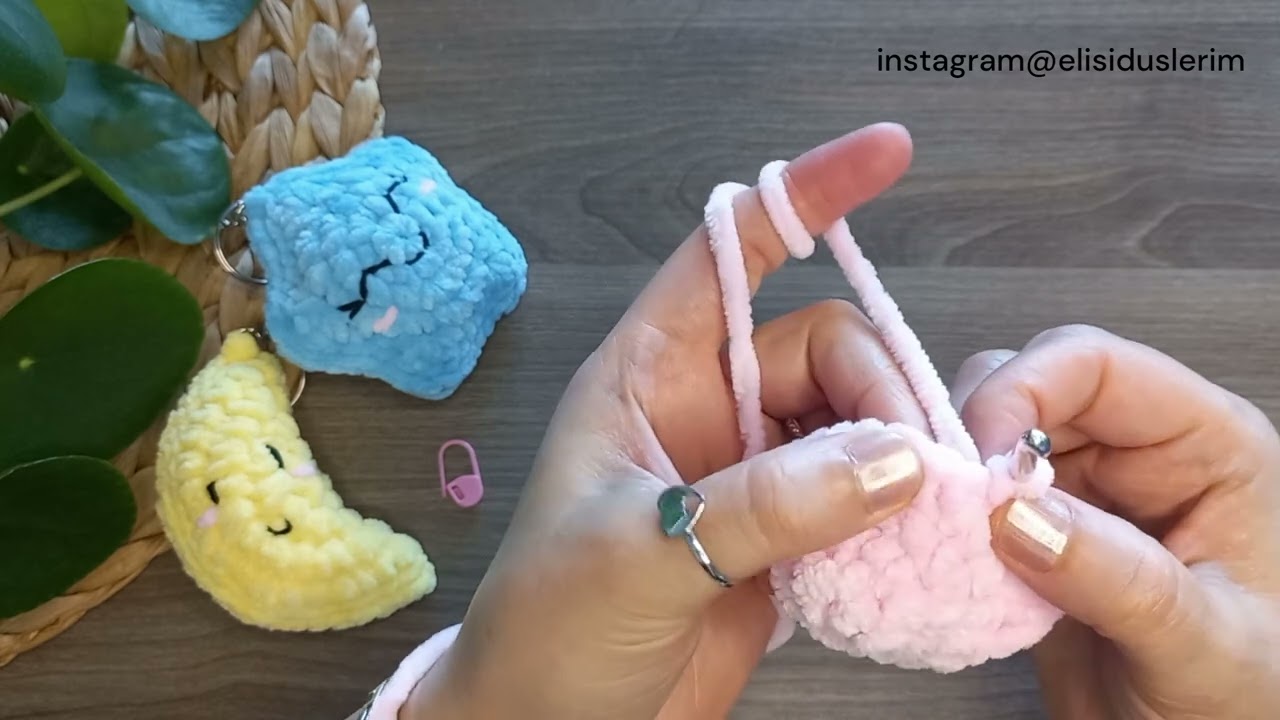 Amigurumi Yıldız Anahtarlık Yapımı /How to Crochet Amigurumi Star Keychain