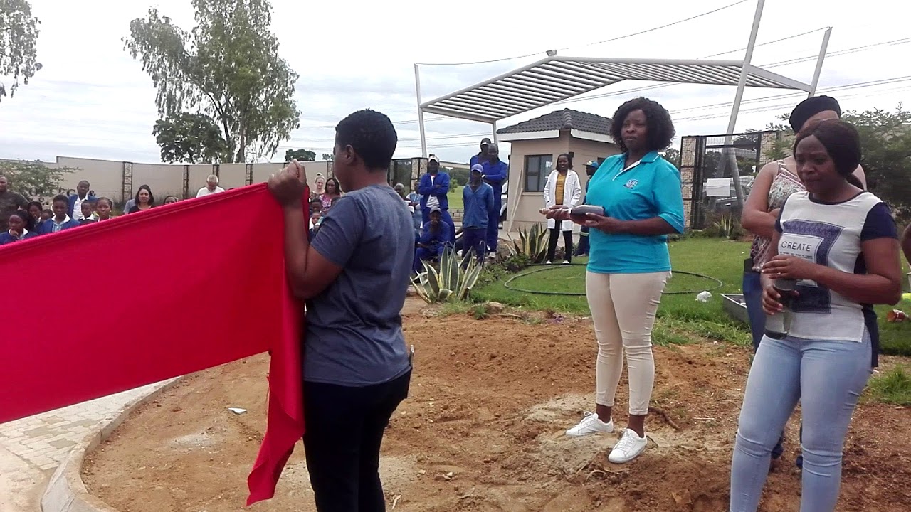 Blue Hills College unveil the newly tarred Village Road