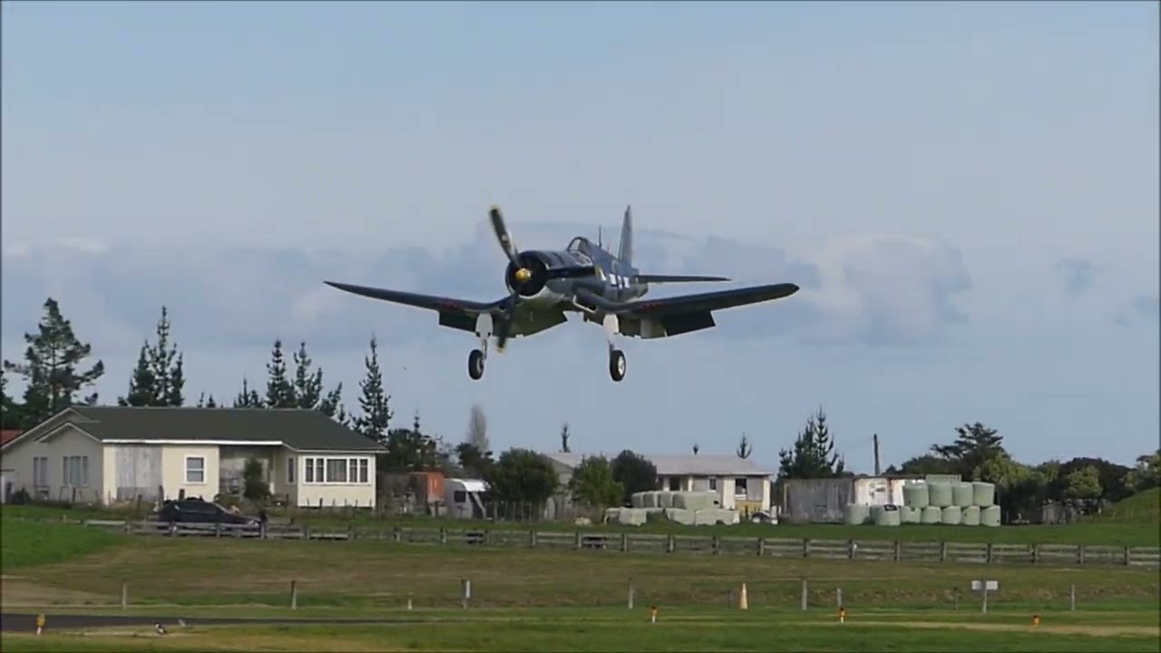 Vought FG1-D Corsair (Ex RNZAF) Landing at Ardmore, New Zealand