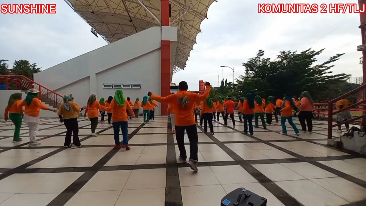SUNSHINE Choreo by: Caecilia M Fatruan (INA) Feb 2026.Demo by: KOMUNITAS 2 HF/TLJ:Sabtu Pagi.GOR TLJ