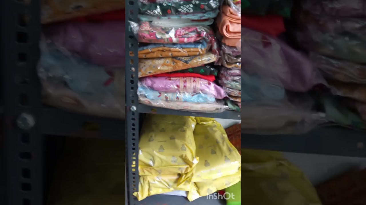 athi thakuva rate ku dhorike battala shop #shortsviral#saree #top