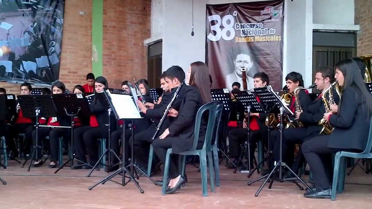 el cucarron BANDA SINFONICA MAYORES INSTITUTO NEIRA CALDAS COLOMBIA EN PAIPA BOYACA