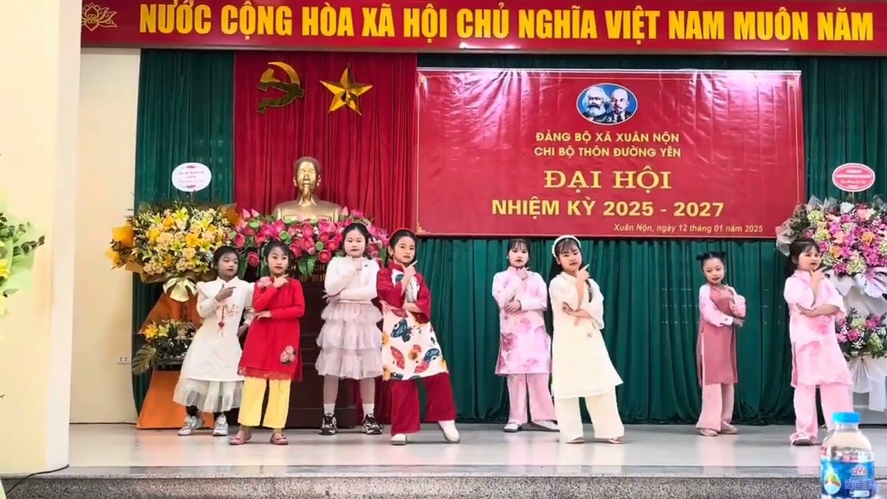 Chào cờ đầu tuần 4A3