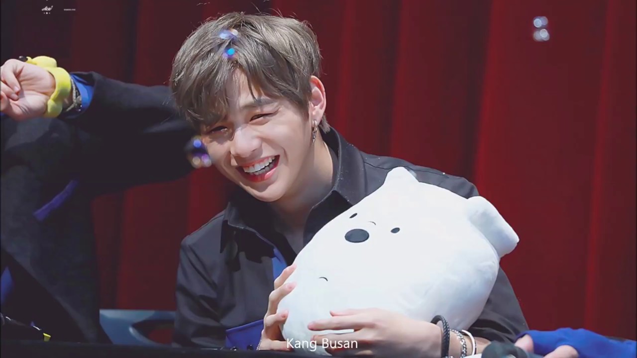 180123 Kang Daniel smile 강다니엘