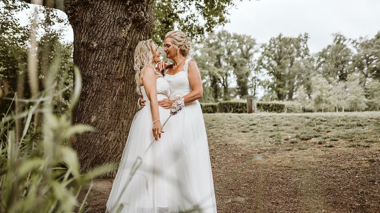 Anjas & Bines standesamtliche Hochzeit im Wasserschloss Voerde