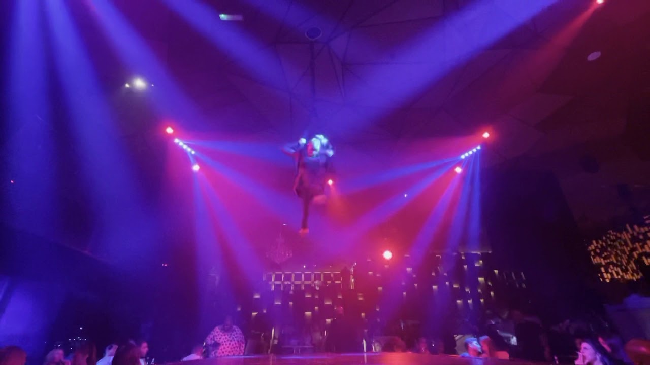 Aerial Straps Number Belen Pouchan.