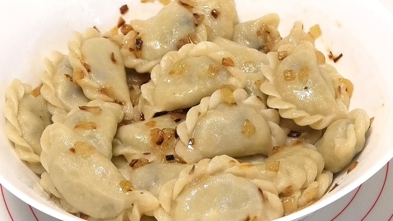 Идеальное-заварное тесто для вареников.Вареники с картошкой и грибами/ Ideal dough for dumplings