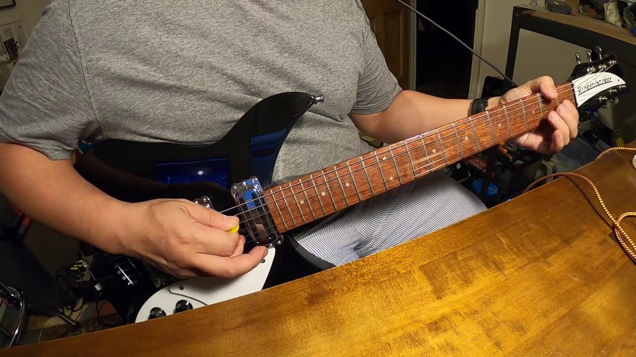 Rickenbacker 1998 350v63 Quick tone test