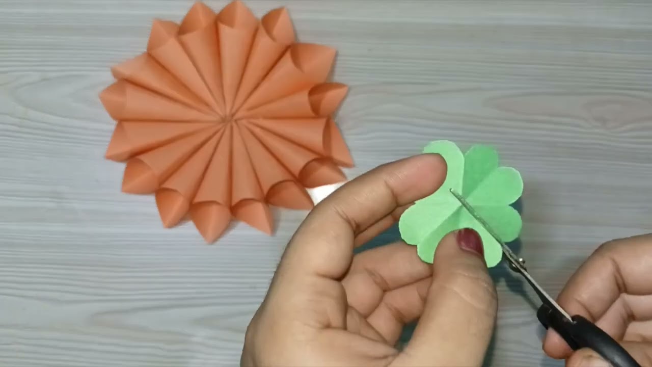 Unique wall hanging ideas #crafts #viralvideo #trending #ytvideo #diy #diycrafts #wallhangingcraft