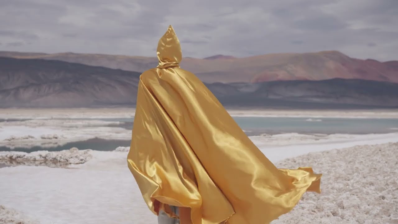 Aisha Yoma feat León Gieco | Todos los días un poco (Video Oficial)