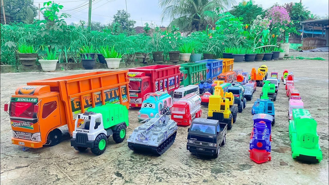 Mencari mainan mobil mobilan anak laki laki, loader, excavator tambang, crane truck, forklift,Damkar