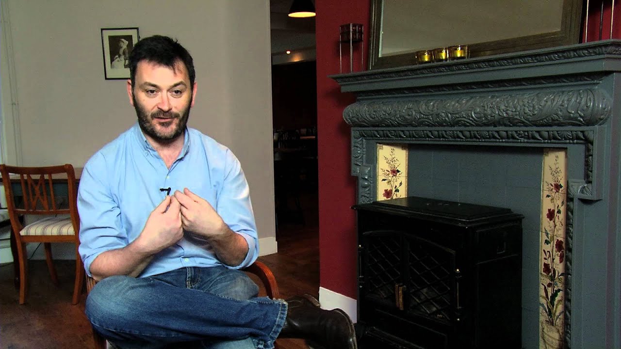 Hwb — Tŷ Golchi Tudur Owen (18/03/12)