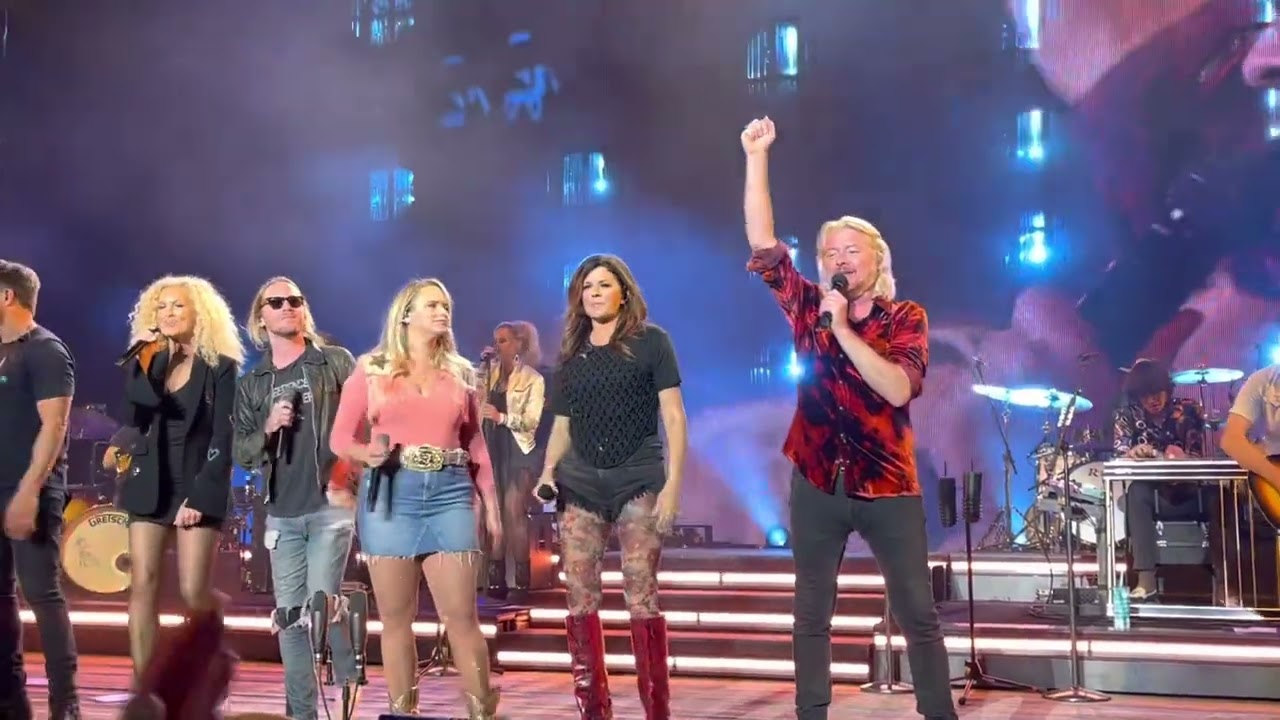 Let it Be. Little Big Town. Miranda Lambert.  Cadillac Three.             Jones Beach NY 6/9/22
